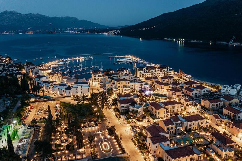 Apartment Tarita Χέρτσεγκ Νόβι Εξωτερικό φωτογραφία